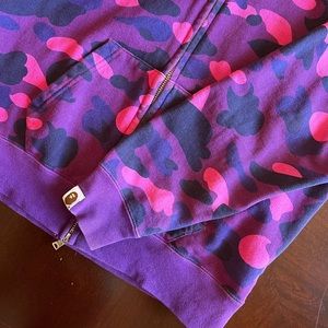 WOMEN’S BAPE SHARK HOODIE (ONE SIZE FITS MOST)